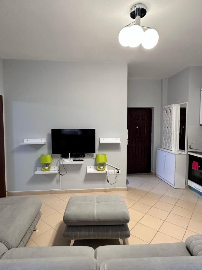 Solei Apartments Sarandë Exterior foto