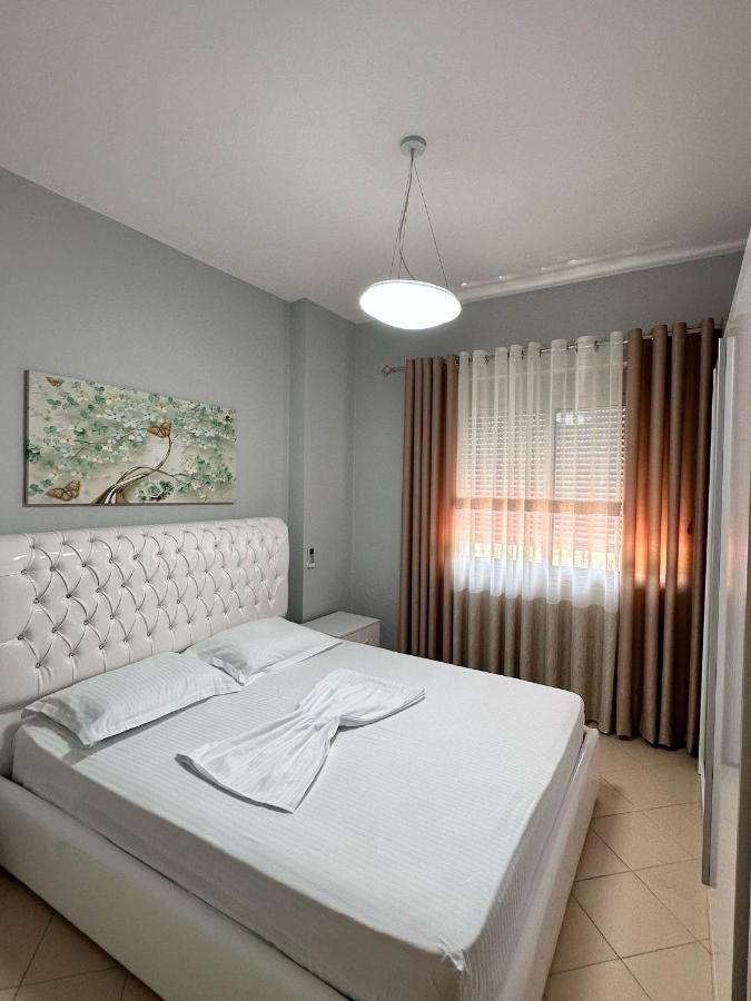 Solei Apartments Sarandë Exterior foto