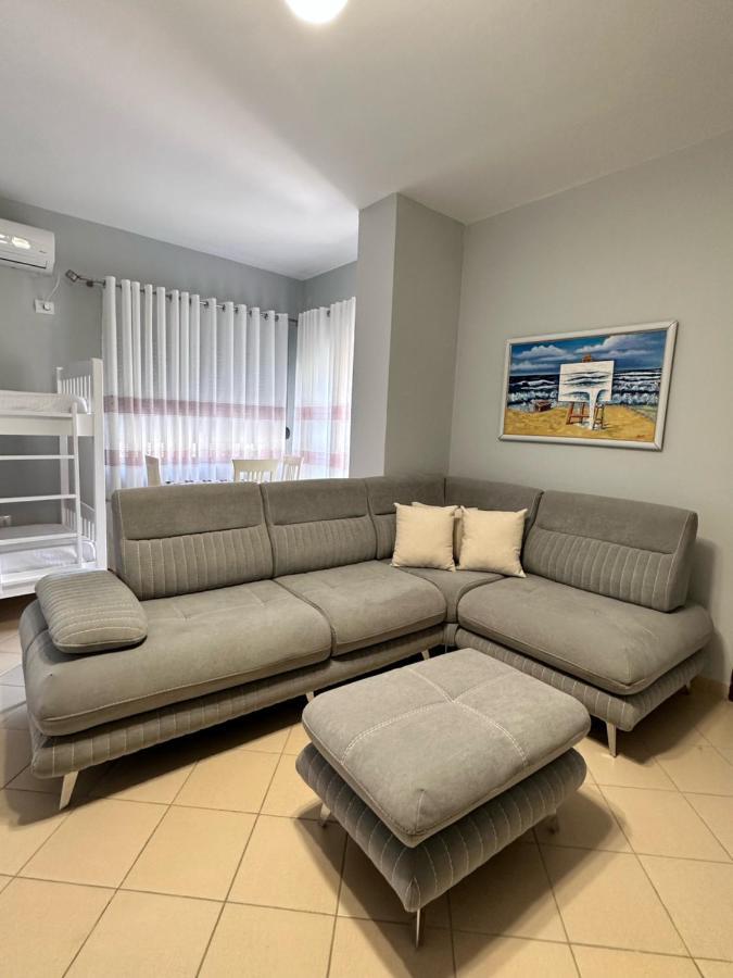 Solei Apartments Sarandë Exterior foto